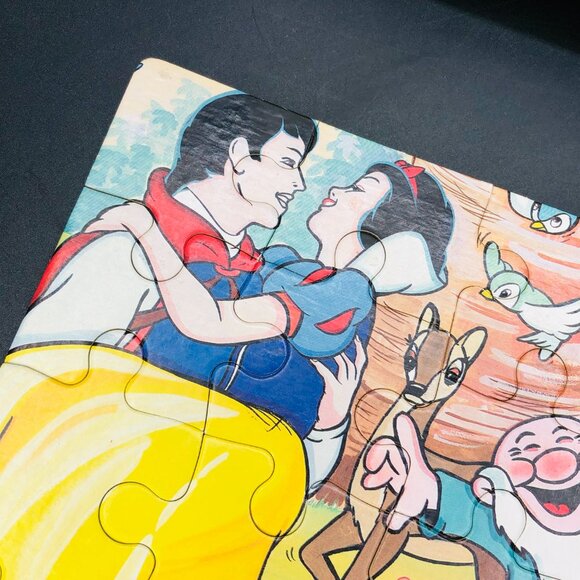 1986 SNOW WHITE Seven Dwarfs Jigsaw Puzzle 30 Chunky Pieces COMPLETE, Vintage - Picture 2 of 12